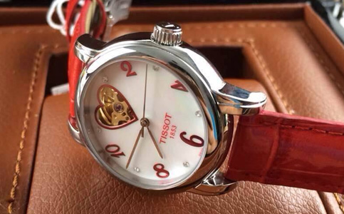 天梭手表摔壞后，應(yīng)該如何進(jìn)行維修？（維修流程說明）